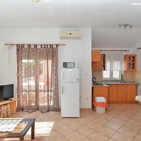 Fuer 5 Personen Ca 54 Qm In Peroj, Istrien Istrische Riviera *